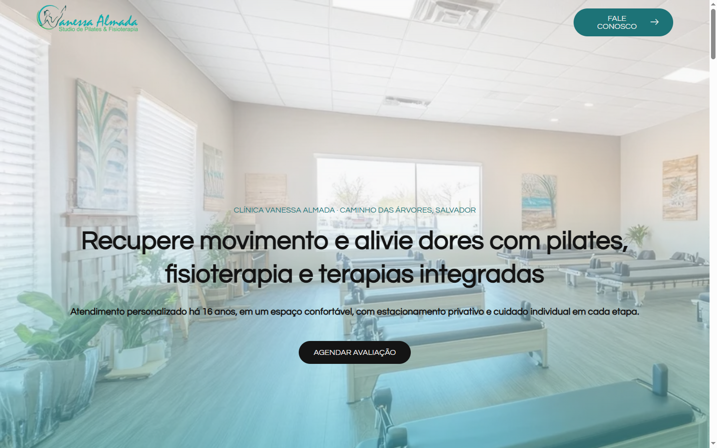 Mockup do site Clínica Vanessa Almada
